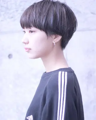 ショート カラー 及川 光のヘアスタイル