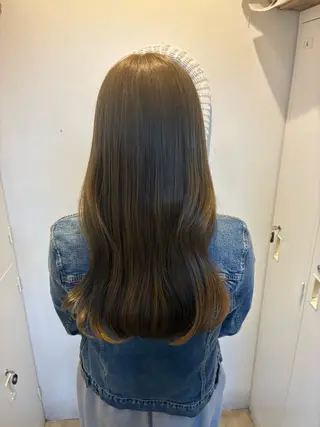 ロング nacoハイトーン ベージュ🤍のヘアスタイル