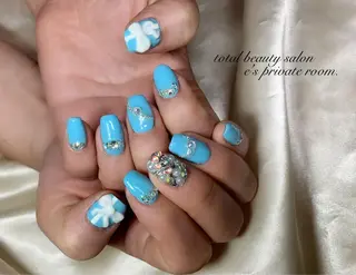 ネイル LAVISH nail salonのネイルデザイン