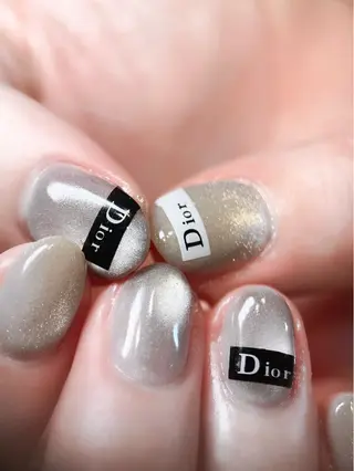 ネイル nailsalon R’のネイルデザイン