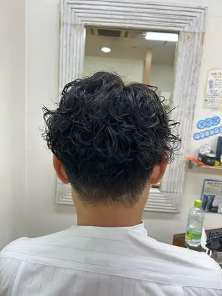 ショート パーマ メンズ ヘア＆メイクポトス 倉内のマツエク・マツパデザイン