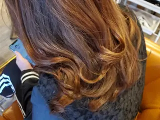 ロング カラー spa hair ark 富井直美のヘアスタイル