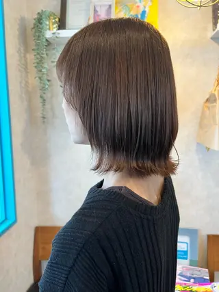 ミディアム 齊藤 萌香のヘアスタイル