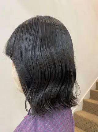 ミディアム カラー 平井 沙奈のヘアスタイル