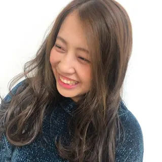 カラー ☁️Stylist Karin☁️のヘアスタイル
