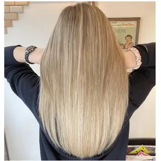 ロング カラー 武内 由貴のヘアスタイル