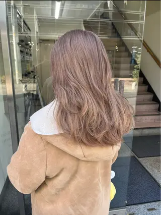 ロング カラー KANUMA SHUTAのヘアスタイル