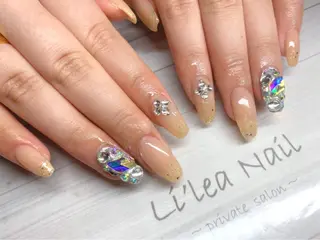 ネイル Li'leaNail AINAのネイルデザイン