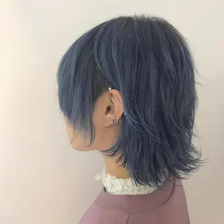 ミディアム カラー 渡邊 唯のヘアスタイル