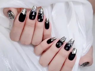 ネイル 🎀M nails✨ ビューティーのネイルデザイン
