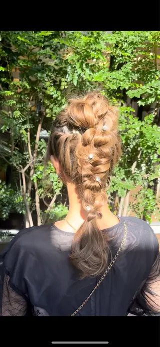 ロング 早稲田 千尋のヘアスタイル
