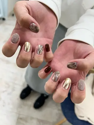 ネイル 吉田 里菜のネイルデザイン