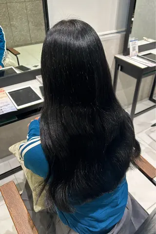 カラー 透明感カラー💙 束感マツエク🪼海月のマツエク・マツパデザイン