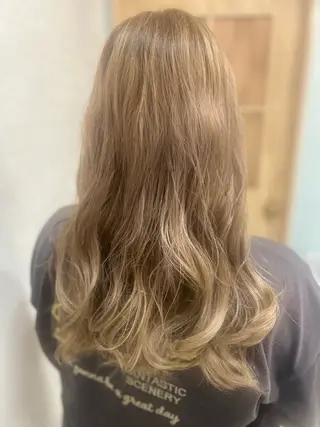 ロング カラー 瀧 葉月のヘアスタイル