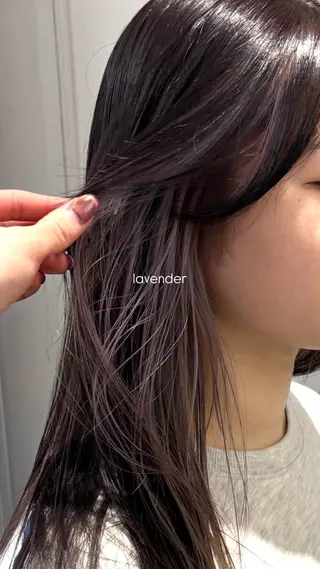 セミロング 盛れる透明感カラー・ momokaのヘアスタイル