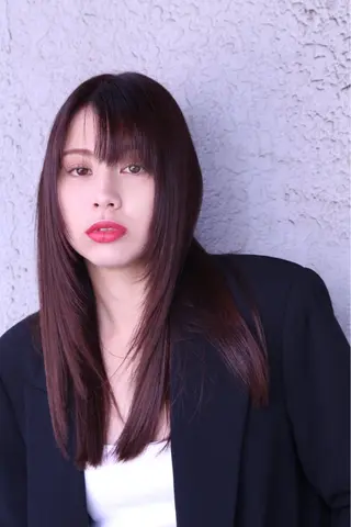 ロング Ando Raycoのヘアスタイル