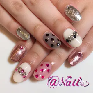 ネイル 小尾 栞のネイルデザイン