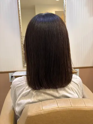 ミディアム 吉井 愛のヘアスタイル