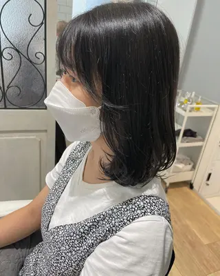 ミディアム カラー パーマ ヘアアレンジ メンズ キッズ ネイル マツエク・マツパ 🫧垢抜けヘア🫧 SHIORIのヘアスタイル