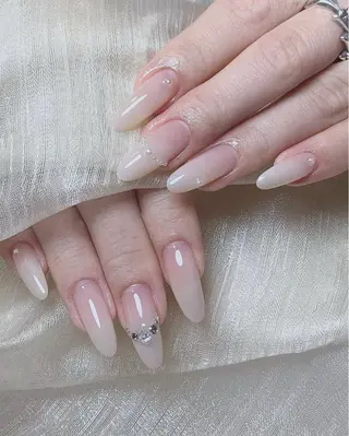 ネイル AKIKO ネイルサロンのネイルデザイン