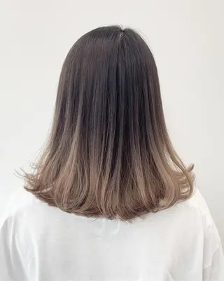 ミディアム カラー 【ブリーチカラー】 🌈ALIVE若山葵のヘアスタイル