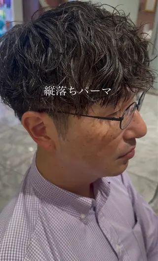 メンズ 🎸メンズ朝ラク！ パーマ特化ren🎸のヘアスタイル