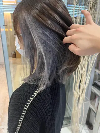 ミディアム ベージュカラー/ いぢちるみのヘアスタイル