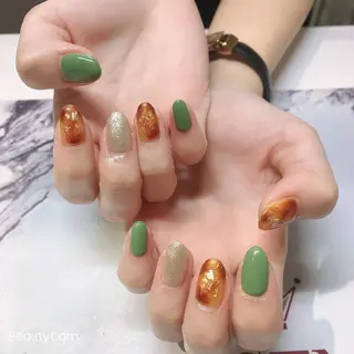 ネイル ガレンドウ 白澤 愛子のネイルデザイン