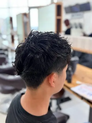 パーマ メンズ メンズパーマ/ウルフ /似合わせカット滉一のヘアスタイル