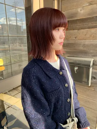ミディアム カラー カワサキ マホのヘアスタイル