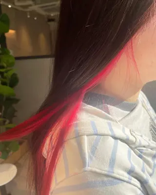 ロング カラー 城間 晴人のヘアスタイル