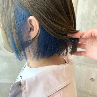 ミディアム カラー ウルフカット ハッシュカット/七海のヘアスタイル