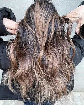 ロング カラー パーマ ヘアアレンジ メンズ キッズ ネイル マツエク・マツパ レイヤー/顔周り 韓国ヘア森田和貴のヘアスタイル