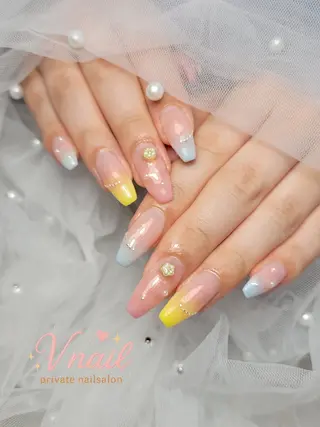 ネイル V. nailのネイルデザイン