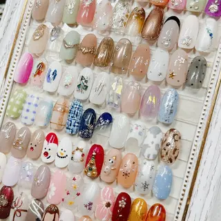 ネイル 藍野 裕子のネイルデザイン