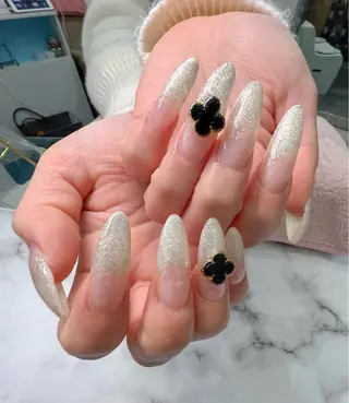 ネイル KUGO SALONのネイルデザイン