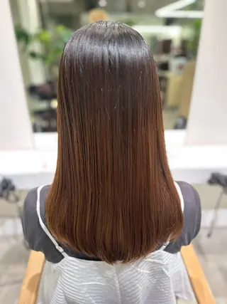 新屋敷 拓大のヘアスタイル