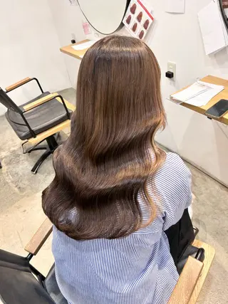 ロング 赤味消しくすみカラー 💕髪質改善/梅田のヘアスタイル