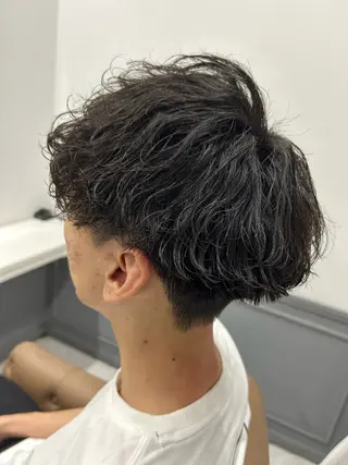 ショート カラー パーマ ヘアアレンジ メンズ 🔥メンズパーマ 特化 渡辺一翔のヘアスタイル