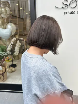 ミディアム カラー 久木原 ゆりのヘアスタイル