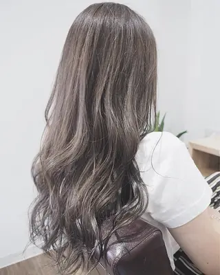 ロング カラー 土屋 貴章のヘアスタイル