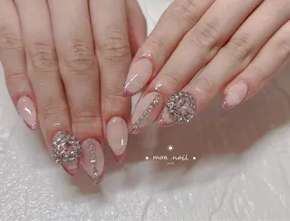 ネイル MoaNail🫶 Yoshiのネイルデザイン