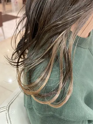 セミロング カラー 近藤 大誠のヘアスタイル