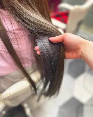 カラー 藤川 瑛梨奈のマツエク・マツパデザイン