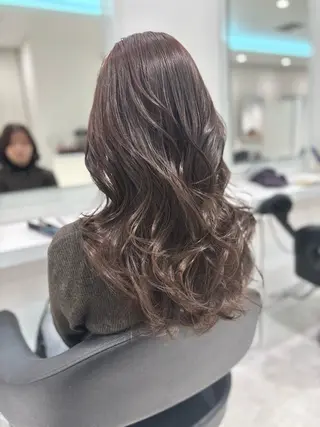 ロング カラー 流行りの透明感カラー ×縮毛矯正🤍ユウのヘアスタイル