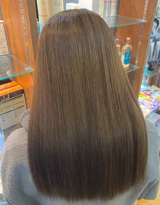 ロング アサクラ ユウアのヘアスタイル