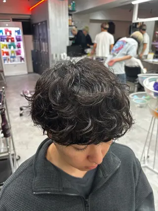 パーマ メンズ メンズ特化✨️ 韓国風パーマ🔥一八のヘアスタイル