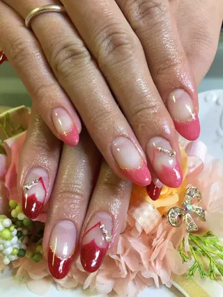 ネイル 青木 綾子のネイルデザイン