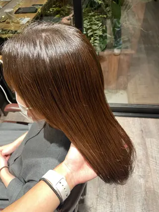 カラー SOL Matsumuraのヘアスタイル