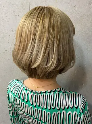 ショート カラー 川端 康介のヘアスタイル